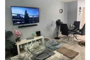 606 W 81st St 210 Hialeah, FL 33014 - MLS#A11949599