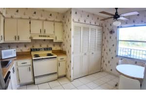 7220 Lake Cir Dr 203 Margate, FL 33063 - MLS#A11949626