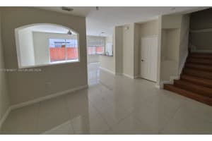 7673 Nw 116th Ave Doral, FL 33178 - MLS#A11949631