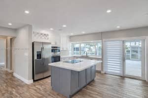 6604 Arbor Dr Miramar, FL 33023 - MLS#A11949655