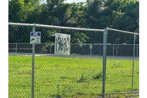 19690 Sw 206th St Miami, FL 33187 - MLS#A11949659