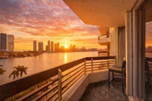 3600 Mystic Pointe Dr 1017 Aventura, FL 33180 - MLS#A11949677