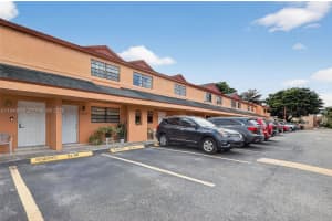 2224 W 53rd Pl 2224 Hialeah, FL 33016 - MLS#A11949683