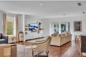 5516 Sardinia St Coral Gables, FL 33146 - MLS#A11949708