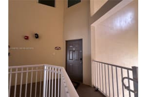 10885 Nw 89th Ter 219 Doral, FL 33178 - MLS#A11949748