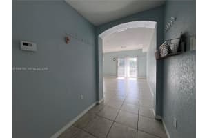 10885 Nw 89th Ter 219 Doral, FL 33178 - MLS#A11949748