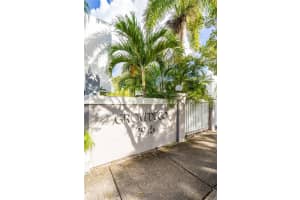 2945 Bridgeport Ave I Miami, FL 33133 - MLS#A11949766
