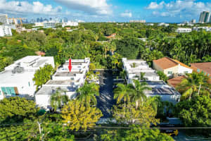 2945 Bridgeport Ave I Miami, FL 33133 - MLS#A11949766