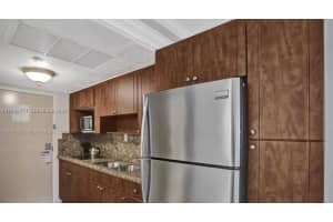 19201 Collins Ave 422 Sunny Isles Beach, FL 33160 - MLS#A11949774