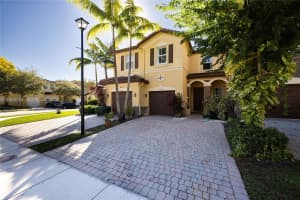 11224 Nw 87th St Doral, FL 33178 - MLS#A11949784