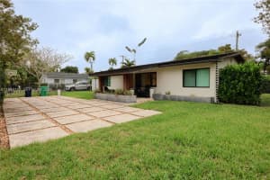 6201 Sw 36th St Miami, FL 33155 - MLS#A11949795