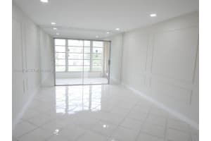 8891 Sunrise Lakes Blvd 308 Sunrise, FL 33322 - MLS#A11949799