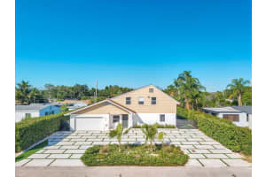 6735 Sw 51st St Miami, FL 33155 - MLS#A11949816