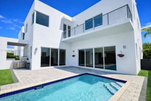 10054 Nw 76th Ter Doral, FL 33178 - MLS#A11949836