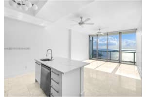 888 Biscayne Blvd 4806 Miami, FL 33132 - MLS#A11949850