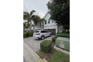 4538 S Aqua Bella Ln 4538 Dania Beach, FL 33312 - MLS#A11949901