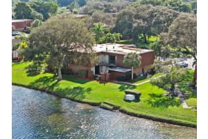 11875 Sw 12th Pl Davie, FL 33325 - MLS#A11949916