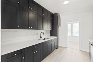 113 Nw 57th St 1 Miami, FL 33127 - MLS#A11949926