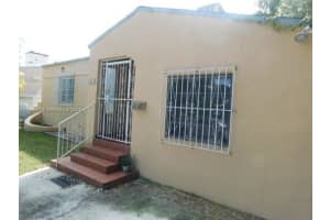 424 Ne 72nd St Miami, FL 33138 - MLS#A11949974