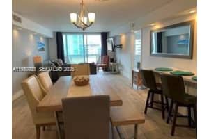 6039 Collins Ave 1131 Miami Beach, FL 33140 - MLS#A11950023