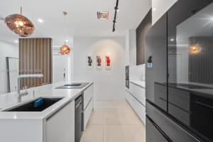 421 Nw 17th St Fort Lauderdale, FL 33311 - MLS#A11950030