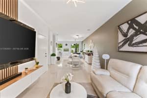 7226 Nw 103rd Path Doral, FL 33178 - MLS#A11950051