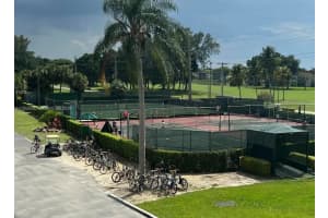 9423 S Hollybrook Lake Dr APT 203, Pembroke Pines, FL 33025, - MLS#A11950092