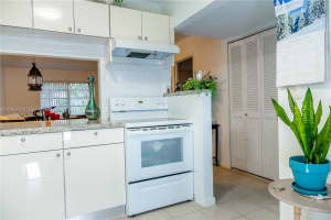 351 Cambridge Rd 107 Hollywood, FL 33024 - MLS#A11950144