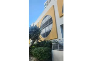 2200 Ne 4th Ave 803, Miami