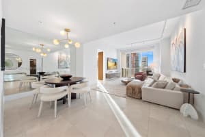 50 S Pointe Dr 2005 Miami Beach, FL 33139 - MLS#A11950158