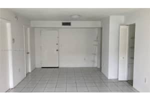 4719 NW 7th St Apt 207-11, Miami, FL 33126, - MLS#A11950173