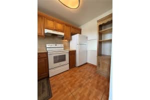 8135 Sunrise Lakes Blvd 302 Sunrise, FL 33322 - MLS#A11950184