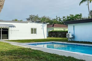 588 Palmetto Dr Miami Springs, FL 33166 - MLS#A11950265