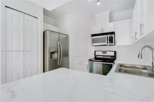 9481 Sw 78th Ave 0 Miami, FL 33156 - MLS#A11950274