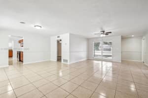 334 Nw 12th Ave Boca Raton, FL 33486 - MLS#A11950318