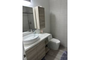 8135 Nw 108th Ave Doral, FL 33178 - MLS#A11950325