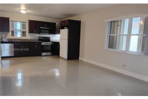 525 Nw 15th Ter Fort Lauderdale, FL 33311 - MLS#A11950329