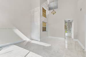 10738 N Saratoga Dr Cooper City, FL 33026 - MLS#A11950404