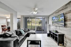 9451 Live Oak Pl 102 Davie, FL 33324 - MLS#A11950470