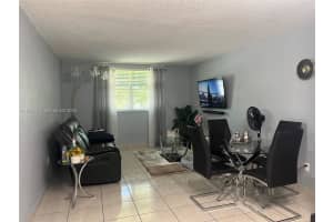 606 W 81st St 210 Hialeah, FL 33014 - MLS#A11950471
