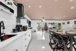 7401 Sw 82nd St 202s Miami, FL 33143 - MLS#A11950473