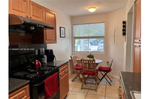 9761 Nw 49th Ter 421 Doral, FL 33178 - MLS#A11950499