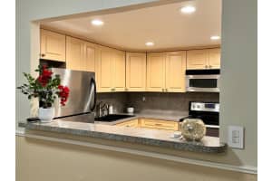 2731 Taft St 106 Hollywood, FL 33020 - MLS#A11950524