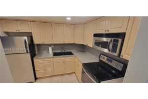 2731 Taft St 106 Hollywood, FL 33020 - MLS#A11950524