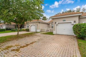 7980 S Aragon Blvd 2, Sunrise