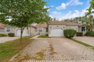 7980 S Aragon Blvd 2 Sunrise, FL 33322 - MLS#A11950542