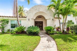 12515 Palm Rd North Miami, FL 33181 - MLS#A11950608