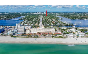 1211 Tyler St Hollywood, FL 33019 - MLS#A11950621