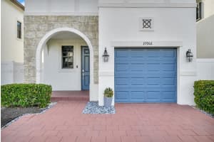 10966 W 35th Way Hialeah, FL 33018 - MLS#A11950634