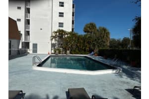 16950 W Dixie Hwy A628 Hwy 628 North Miami Beach, FL 33160 - MLS#A11950669